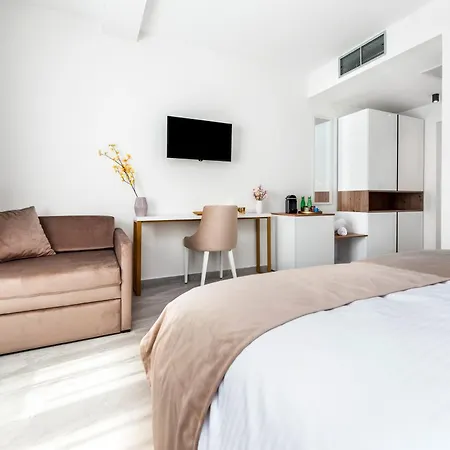 Boutique Arion 4*