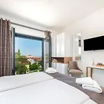 Bed and breakfast Boutique Arion 4*