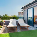 Boutique Arion Bed & Breakfast 4*