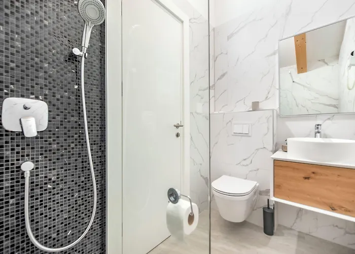 Boutique Arion 로비니